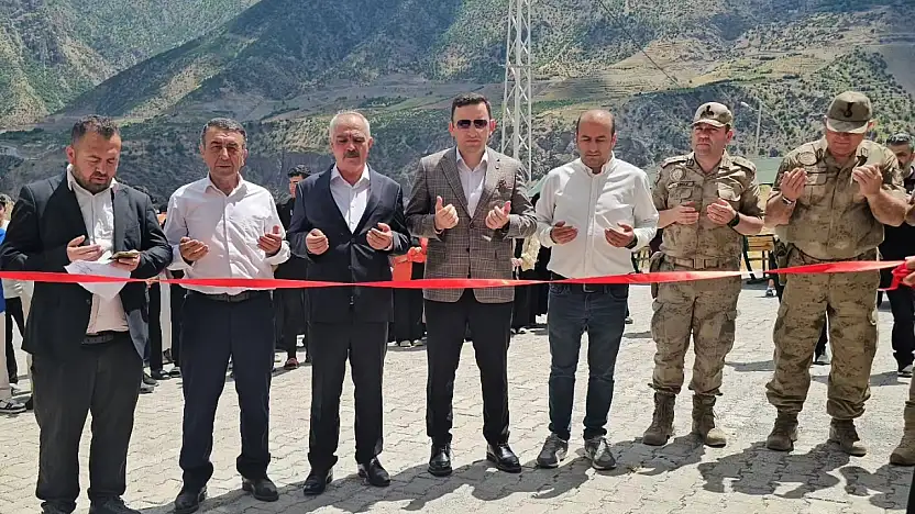 Pervari'nin Beğendik Beldesi'nde Yeni Açılan Tekstil Hizmete Girdi
