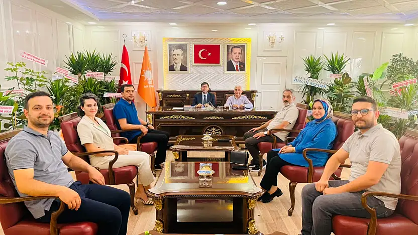 Siirt Barosu'ndan AK Parti İl Başkanı Abdulhakim Gider'e Hayırlı Olsun Ziyareti
