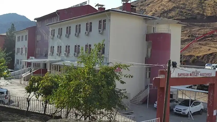 Siirt Baykan'da Otomobilin Çarptığı Yaya Yaralandı