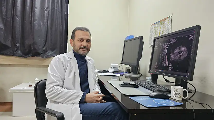 Siirt Eğitim ve Araştırma Hastanesi'nde İletişimiyle Öne Çıkan Ultrason Uzmanı
