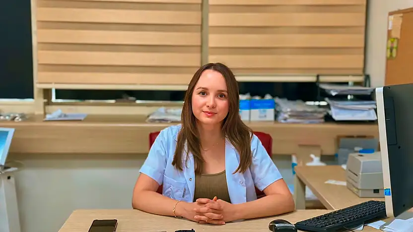 Siirt Eğitim ve Araştırma Hastanesi'nde Yeni Göz Hastalıkları Uzmanı Göreve Başladı