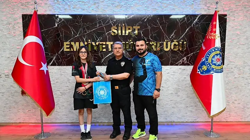 Siirt Emniyet Müdürü Özdemir Türkiye Boks Şampiyonu Hiranur Yıldız'ı Konuk Etti
