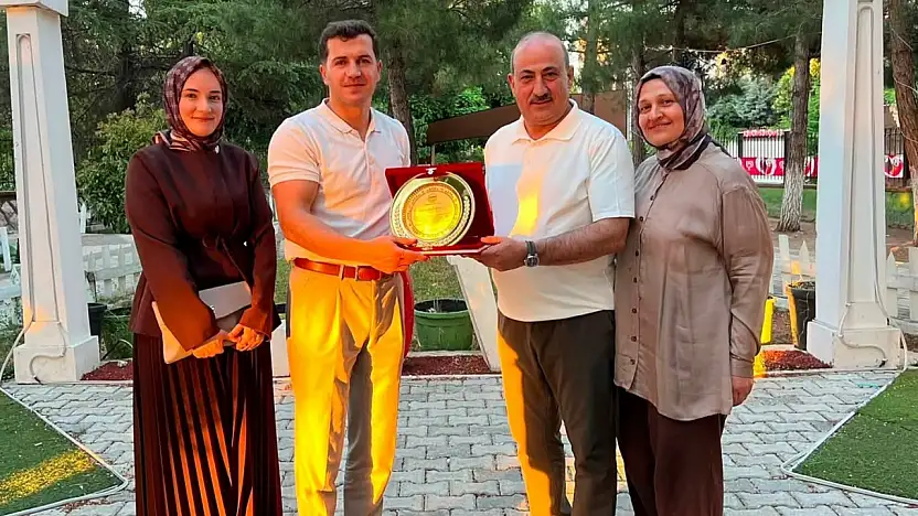 Siirt Eruh'ta Görev Yeri Değişen Protokol Üyeleri İçin Veda Programı Düzenlendi