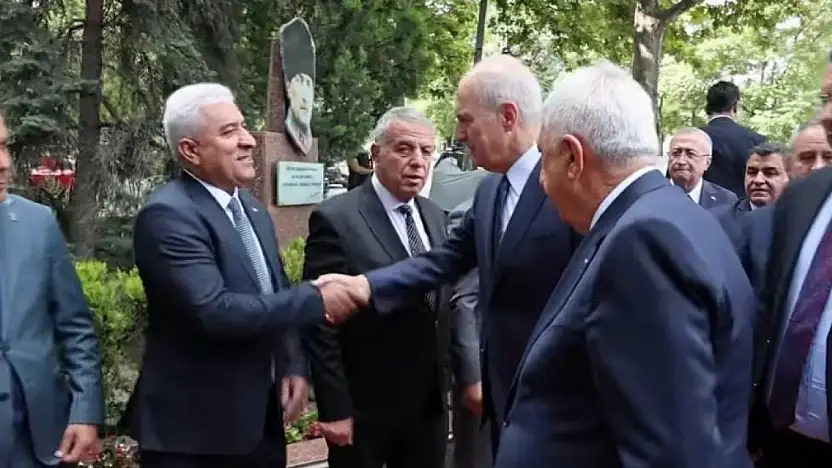 Siirt Esnafının Başkanı Yılmaz, Numan Kurtulmuş ile Yapılan Toplantısında Sürece Destek Mesajı Verdi