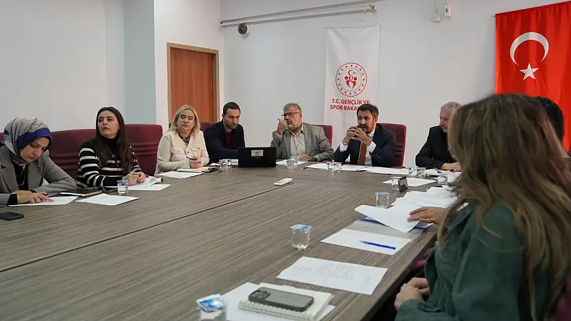 Siirt Gençlik ve Spor İl Müdürlüğü'nde Yurt Eğitimleri Değerlendirildi