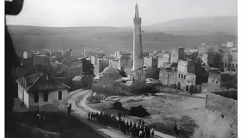 Siirt'in 93 Yıl Öncesine Ait Nostaljik Kartpostal Gün Yüzüne Çıktı