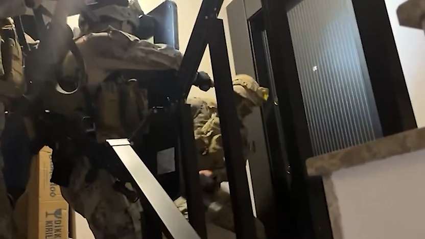 Siirt'in de Aralarında Olduğu 58 İlde Suç Örgütlerine Operasyon: 348 Şüpheli Yakalandı