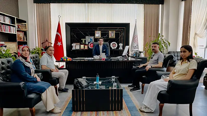 Siirt'in LGS Şampiyonu İl Milli Eğitim Müdürlüğü'nde Ağırlandı