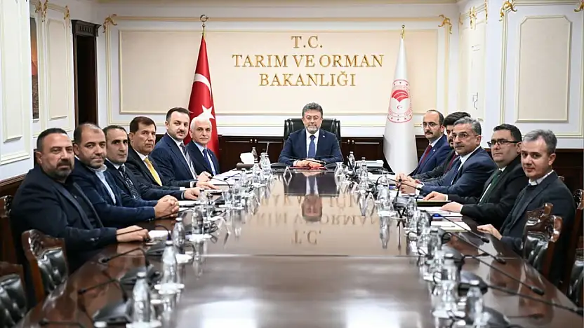 Siirt'in tarımsal geleceği Ankara'da masaya yatırıldı: Asırlık içme suyu problemi, Başur Mesire Alanı, hayvancılık ve kırsal kalkınma projeleri görüşüldü