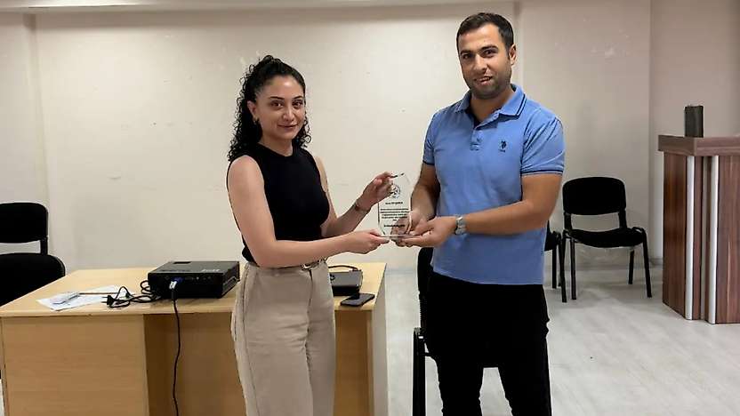 Siirt RAM'ın İlk Fizyoterapisti Elif Şendur İl Dışına Tayin Oldu