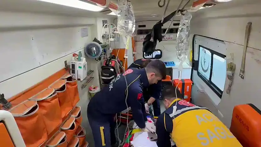 Siirt'te 112 Personeli: Gereksiz Çağrılar ve Trafik Engeli Acil Müdahaleyi Geciktiriyor