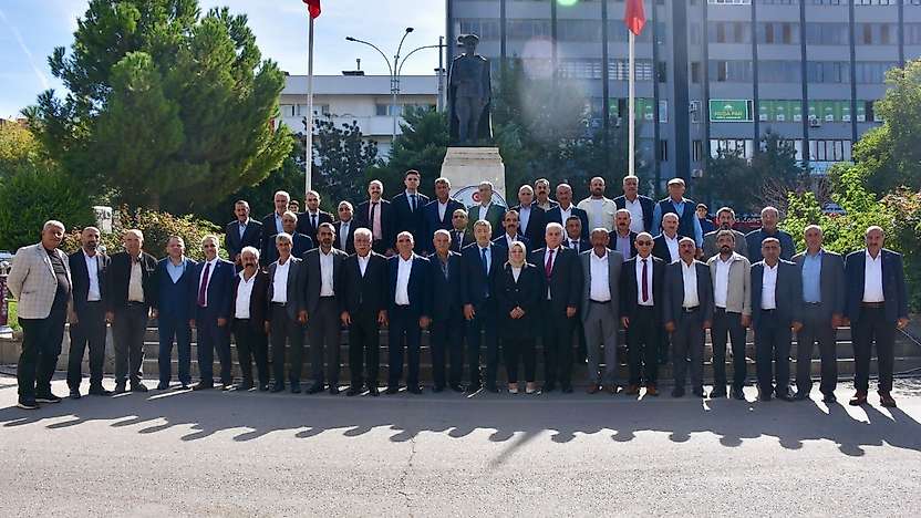 Siirt'te 19 Ekim Muhtarlar Günü Kutlandı