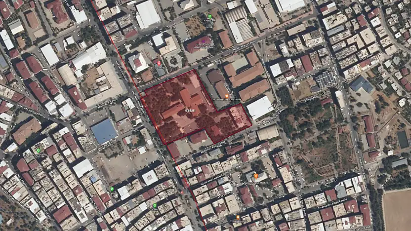 Siirt'te 2'nci Millet Bahçesi ve otopark için ilk adım! 4,6 milyon liralık enkaz, 2 milyon liralık yıkım