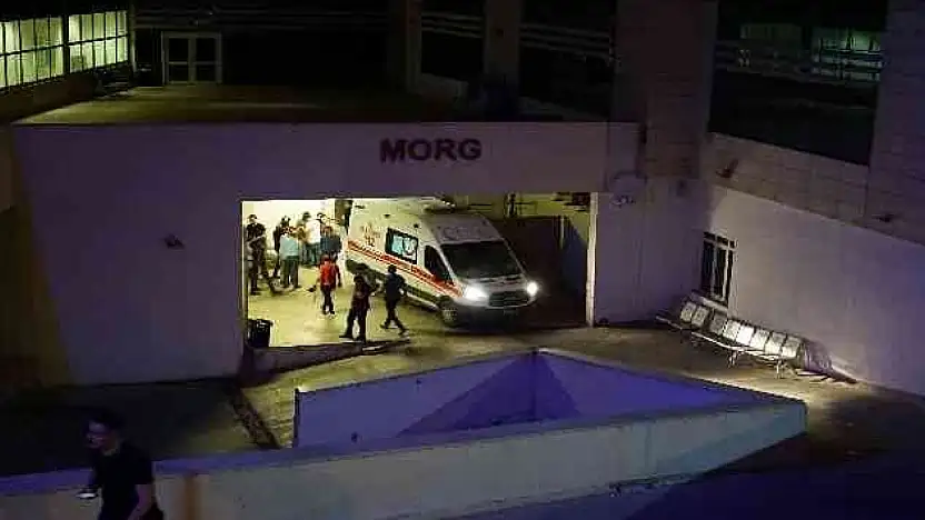 Siirt'te 6. Kattan Düşen Genç Kız Ağır Yaralandı