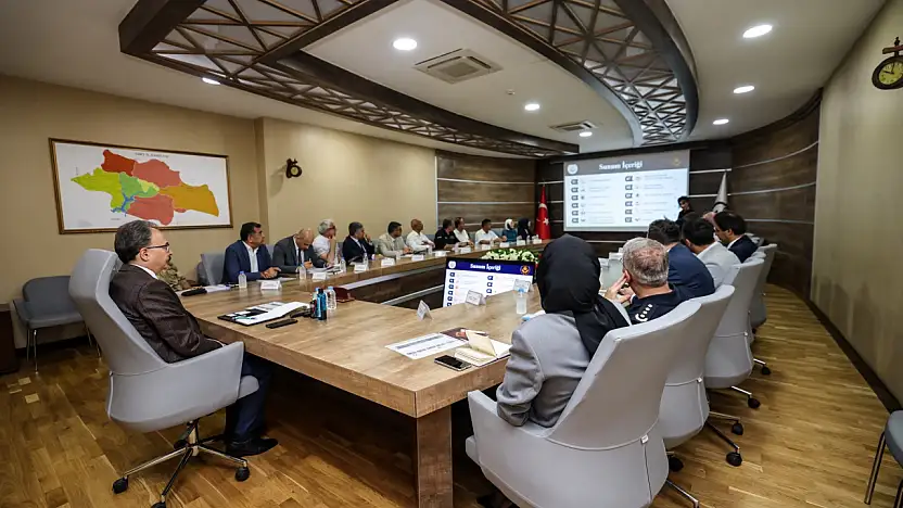 Siirt'te Ailenin Korunması İçin Tüm Kurum Müdürleri Ortak Masada Toplandı