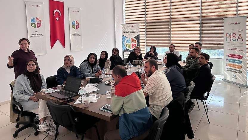 Siirt'te Din Kültürü Öğretmenleri Açık Uçlu Soru Hazırladı