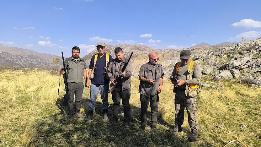 Siirt'te DKMP Ekipleri Yasadışı Avlanmaya Çıkan 5 Kişiye Para Cezası Verdi!