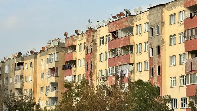 Siirt'te ev sahibi olmak her geçen gün zorlaşıyor! Siirt'te eski ve yeni evlerin metre kare fiyatları belli oldu