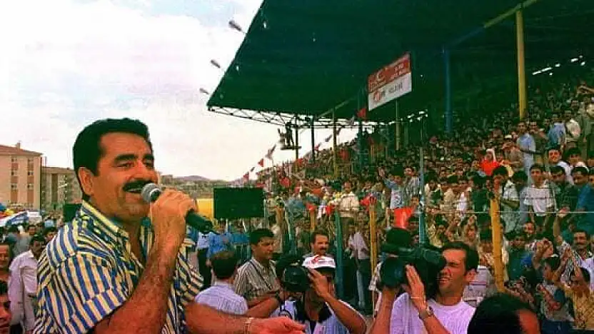 Siirt'te Futbolun Altın Çağı: İbrahim Tatlıses Sahneye, Jetpa Spor Sahaya Çıkmıştı