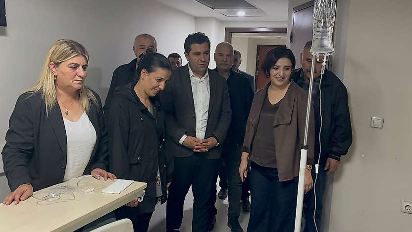 Siirt'te Gıda Zehirlenmesi Şüphesinden Sonra Milletvekili Sarıtaş'tan Denetim Tepkisi