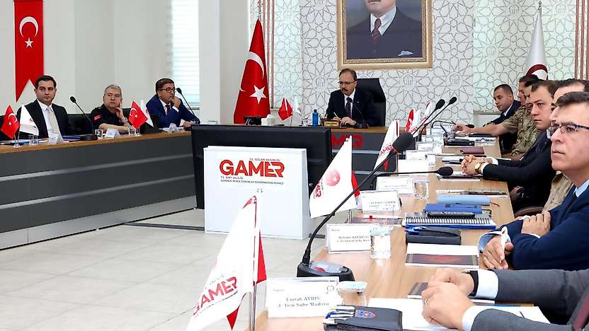 Siirt'te Güvenlik ve Asayiş Toplantısı: Kritik Başlıklar Ele Alındı