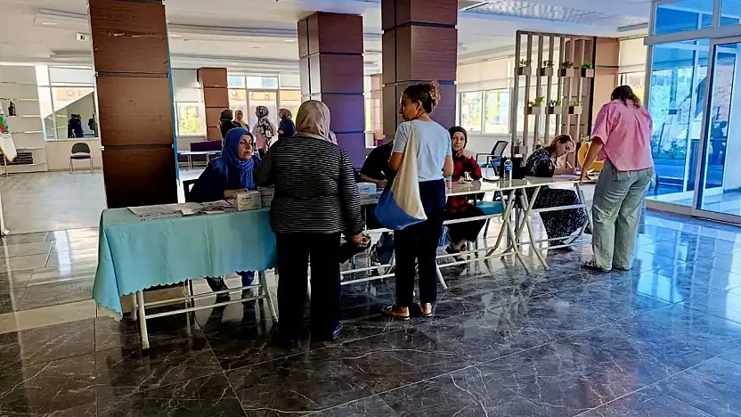 Siirt'te Kadınlara Kanser Taraması Yapıldı