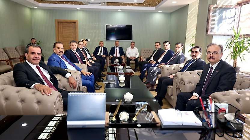 Siirt'te Kritik Zirve: 7 İlçenin Öncelikli İhtiyaçları Masaya Yatırıldı