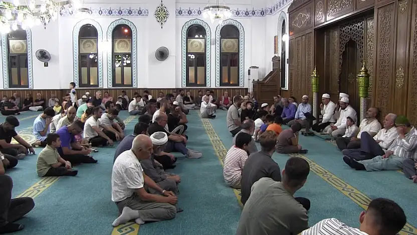 Siirt'te Mevlid Kandili Dualarla İdrak Edildi