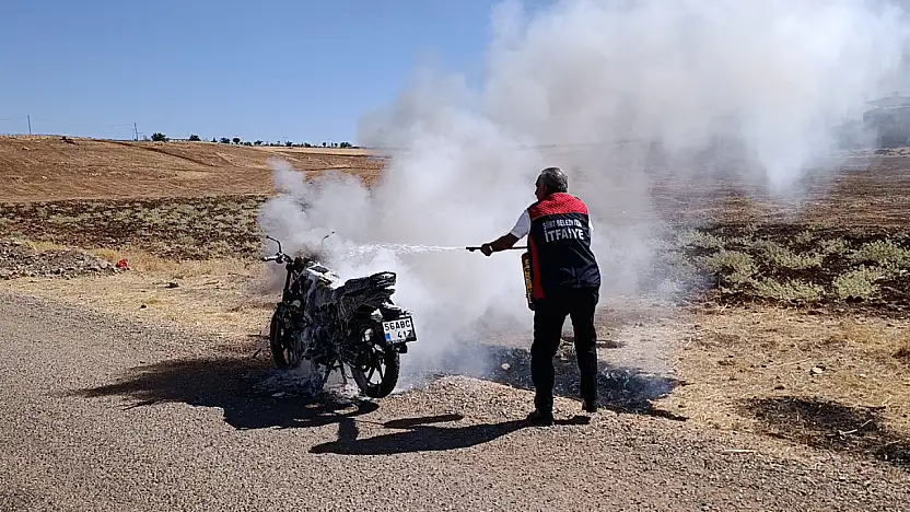 Siirt'te Motosiklet Alev Aldı
