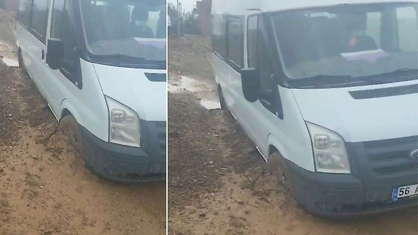 Siirt'te Öğrenci Servisi Çamura Saplandı: Köy Yolu İçin Çağrı