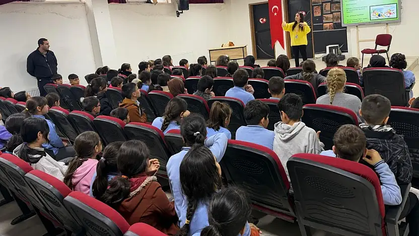 Siirt'te Öğrencilere Diyabet ve Hijyen Eğitimi Verildi