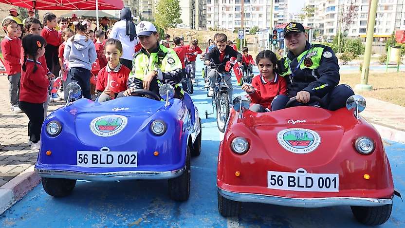 Siirt'te Öğrencilere Uygulamalı Trafik Eğitimi Verildi