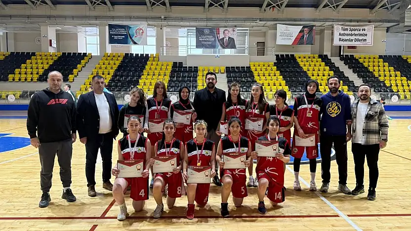 Siirt'te okul sporları basketbol grup yarışmaları tamamlandı! İşte Türkiye Yarı Finalleri'ne katılmaya hak kazanan okullar