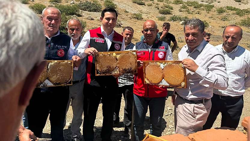 Siirt'te Pervari Balının Geleceği İçin Yeni Adım: Organik Üretim Alanı Açılıyor