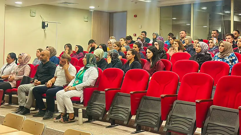 Siirt'te Sağlık Personeline Tehlikeli Maddeler Farkındalık Eğitimi