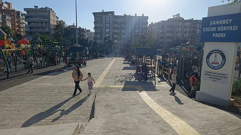 Siirt'te Şahin Bey Çocuk Dünyası Parkı Yeniden Açıldı