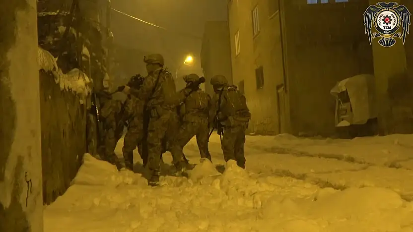 Siirt'te Sosyal Medyada DEAŞ Propagandası Yapan Şahıs Tutuklandı