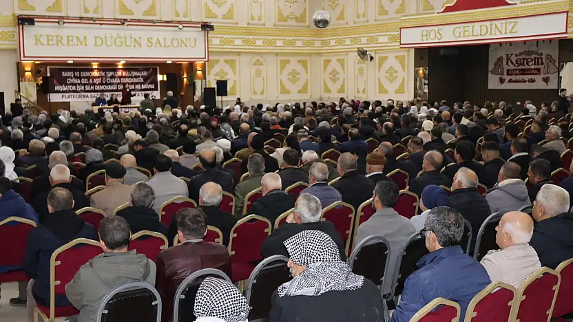 Siirt'te Sürecin Anlatıldığı Halk Buluşması Düzenlendi