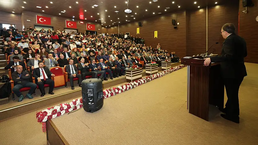 Siirt'te Tarım Sektörü 4. Siirt Fıstığı Çalıştayında Masaya Yatırıldı: Üretimi Artıracak Adımlar Belirlendi