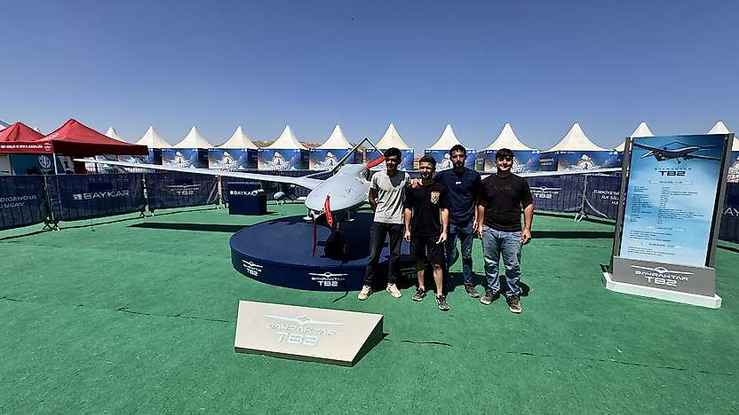 Siirt'te TEKNOFEST Heyecanı: Bayraktar TB2 Genç Mühendislere İlham Oluyor
