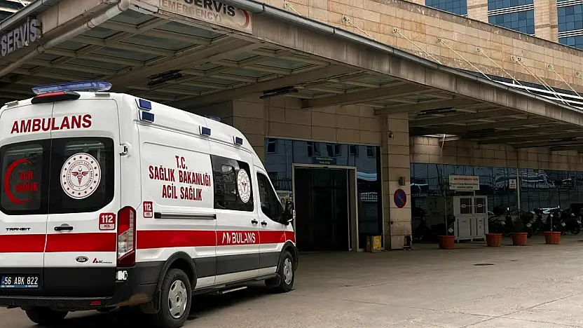 Siirt'te Trafik Tartışması Kanlı Bitti: Akademisyen Bıçaklandı