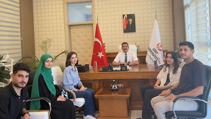 Siirt'te Üniversite Öğrencilerinden ''Önyargıları ve Doğayı Temizliyoruz'' Projesi