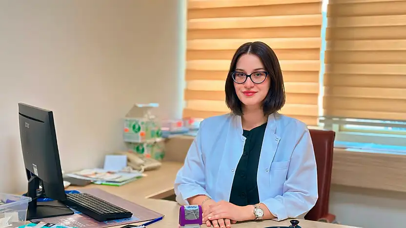 Siirt'te Uzman Dr. Apaydın'dan Ailelere Kritik Uyarı: Boy Kısalığını Hafife Almayın