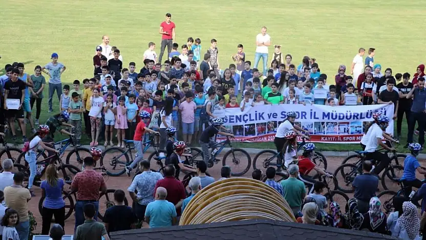 Siirt'te Yaz Spor Okullarına Yoğun İlgi: 21 Branşta 8 Bin 703 Öğrenci Eğitim Görüyor