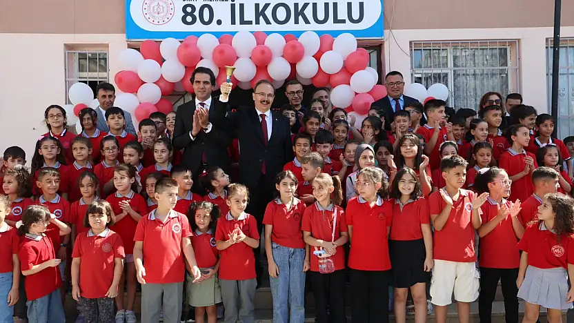 Siirt'te Yeni Eğitim-Öğretim Yılı Başladı: 86 Bin Öğrenci Ders Başı Yaptı