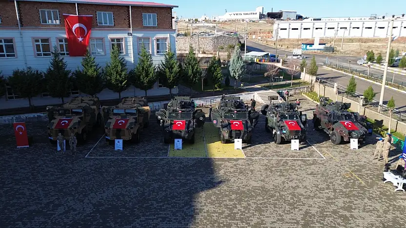 Siirt'te yerli malı haftasında yerli ve milli savunma sanayi ürünleri öğrencilere tanıtıldı