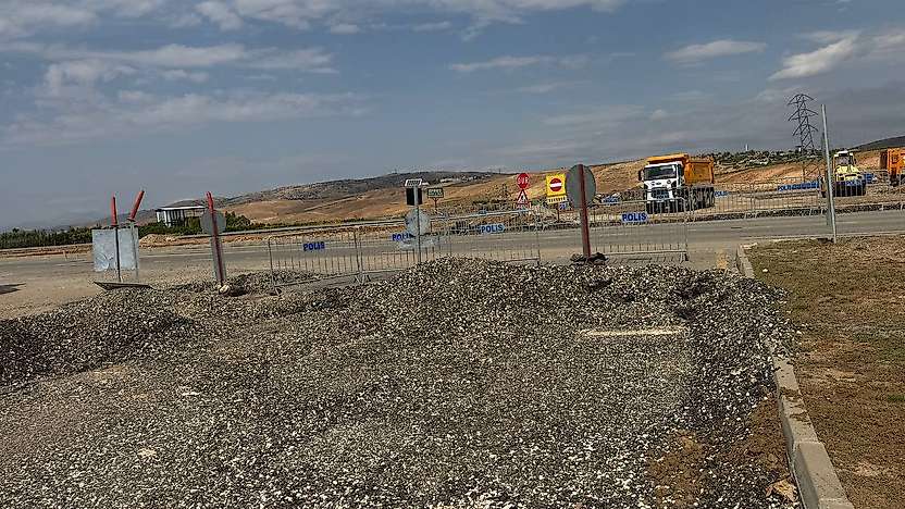 Siirt'te Yol ve Kavşak Çalışmalarına Sosyal Medyadan Tepki: Vatandaşlar Vali Kızılkaya'ya Seslendi