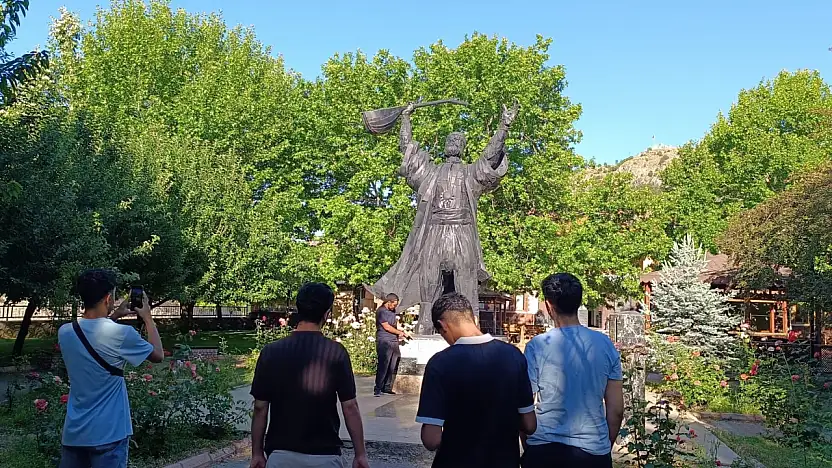 Siirt'teki Çocuklar Tunceli'nin Doğal ve Kültürel Güzelliklerini Keşfetti