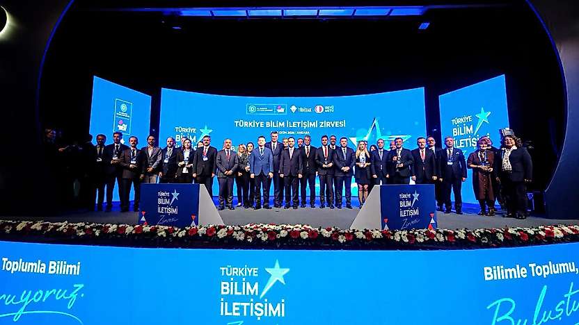 Siirt'ten Türkiye Üçüncülüğüne: Kekemeliği Olan Çocuklara Umut Olan Proje TÜBİTAK'tan Ödül Aldı