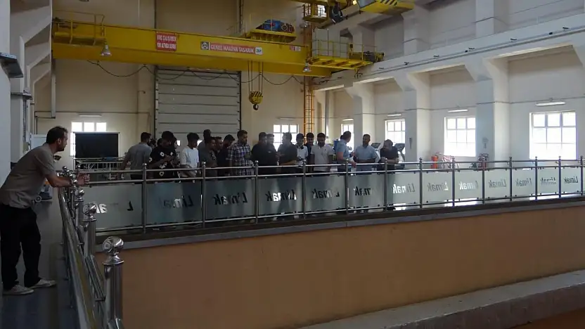 Siirt Üniversitesi Öğrencileri Alkumru Barajı'nda Enerji Üretimini Yerinde İnceledi